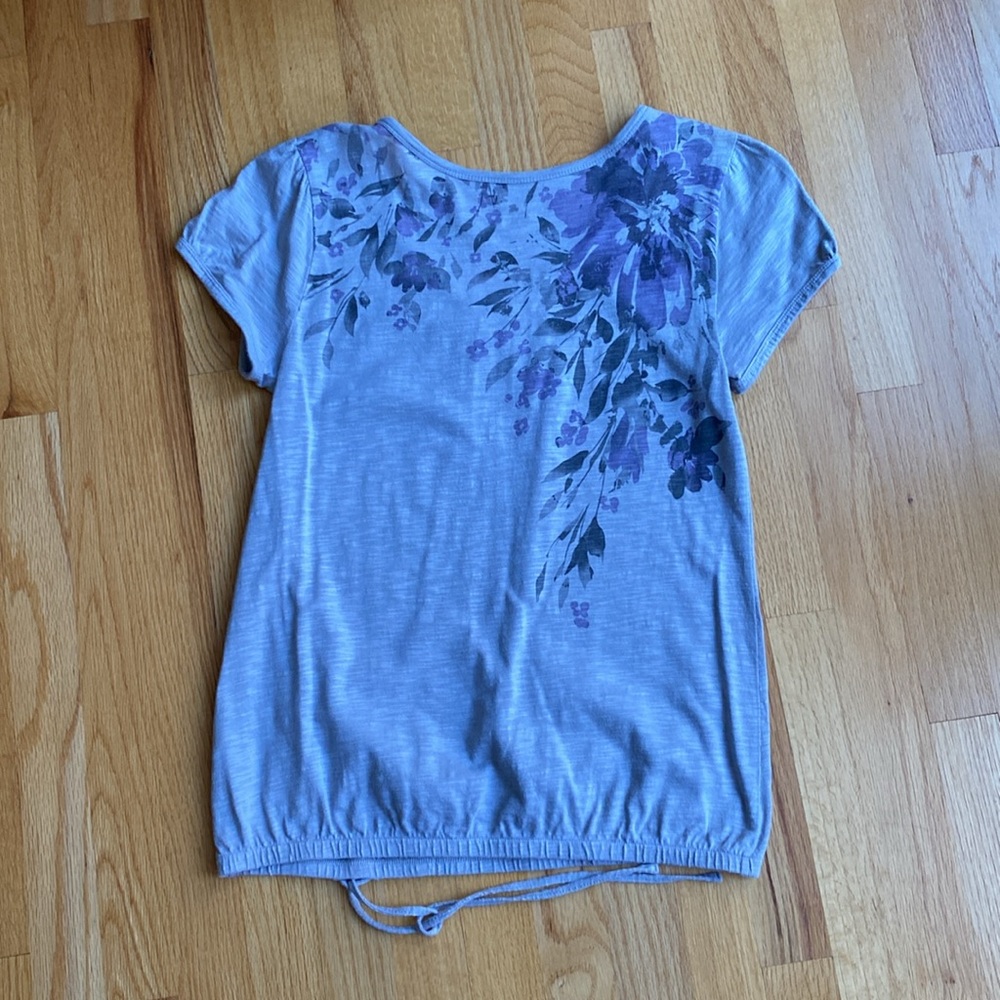 Top - Picture 2 of 2